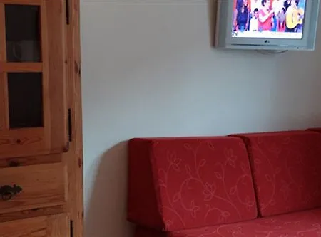 Otel La Loggia & 2*